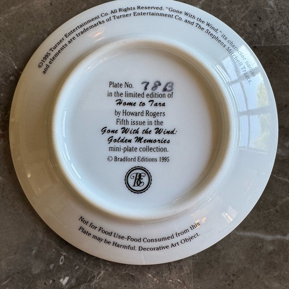 Bradford Exchange | Gone with the Wind “Golden Memories” Mini Plate Collection - Picture 9 of 16